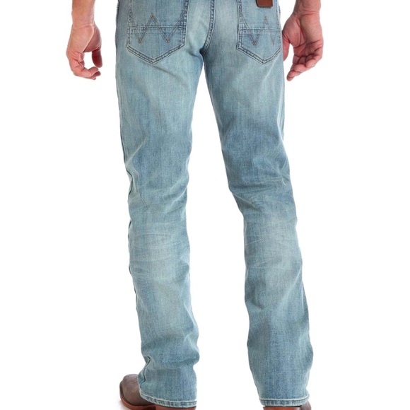 Wrangler Gray Straight-Leg Jeans Versatile Style - Picture 14 of 14